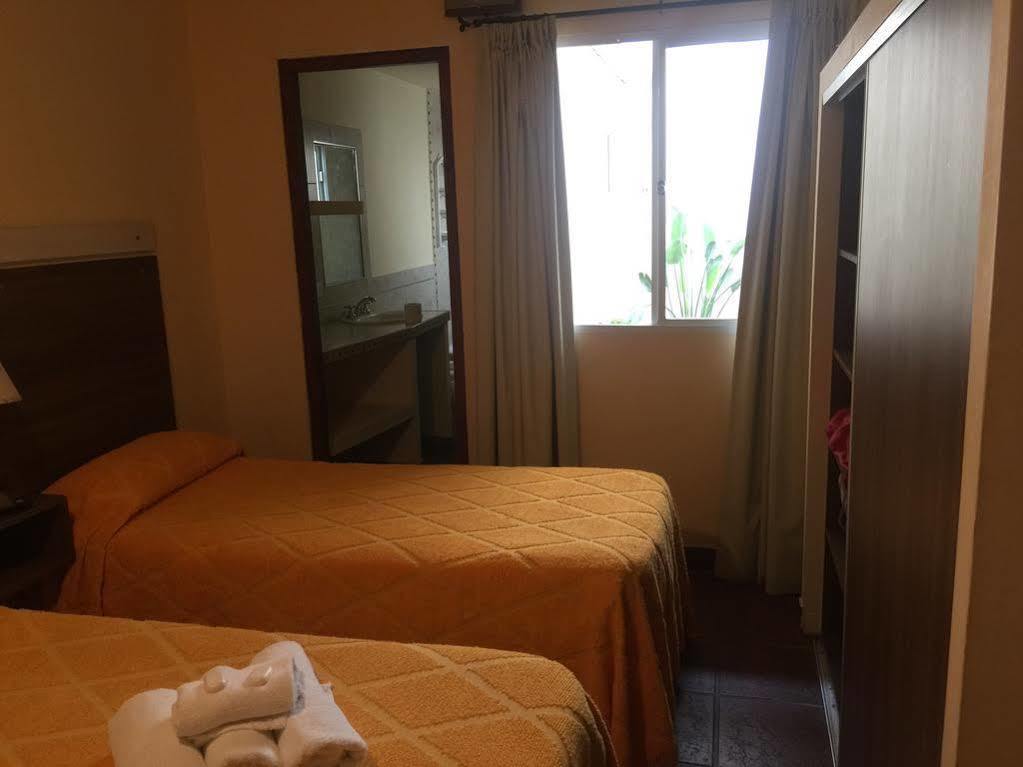 Hotel Iconico Jujuy Centro Desayuno Incluido Сан-Сальвадор-де-Жужуй Экстерьер фото