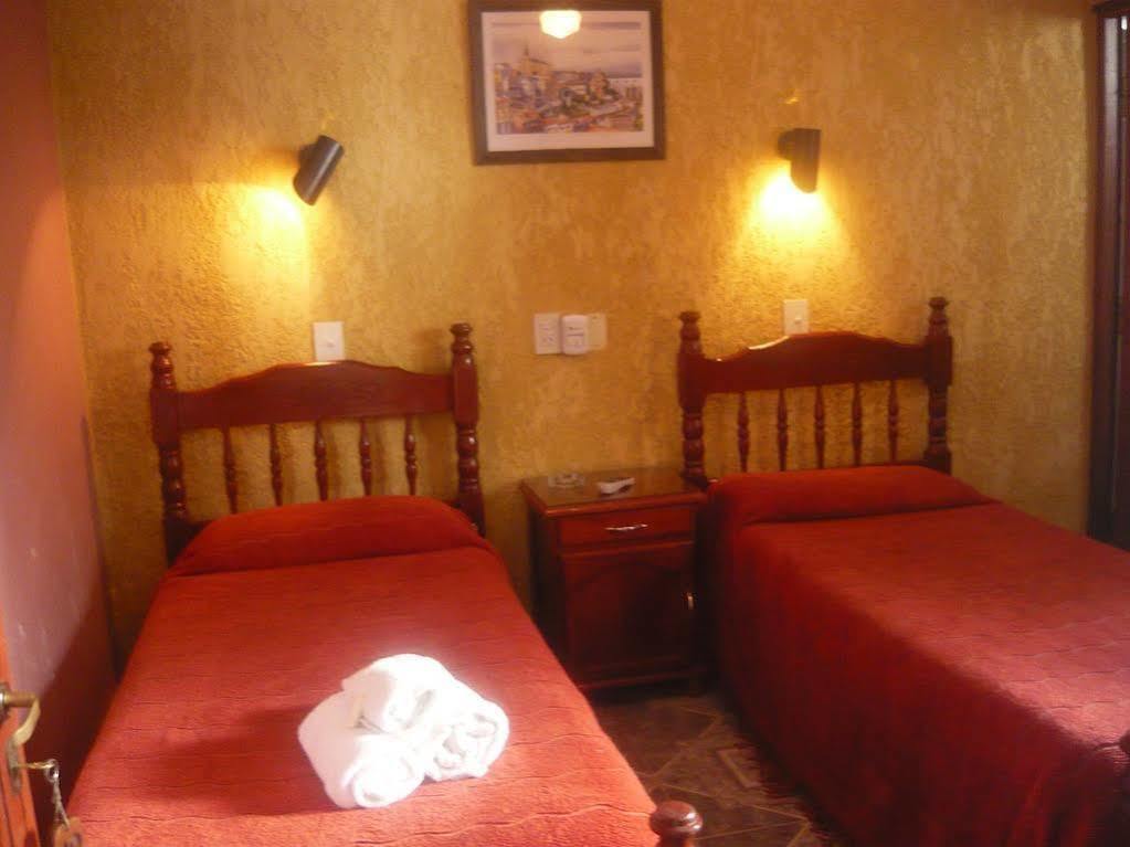 Hotel Iconico Jujuy Centro Desayuno Incluido Сан-Сальвадор-де-Жужуй Экстерьер фото